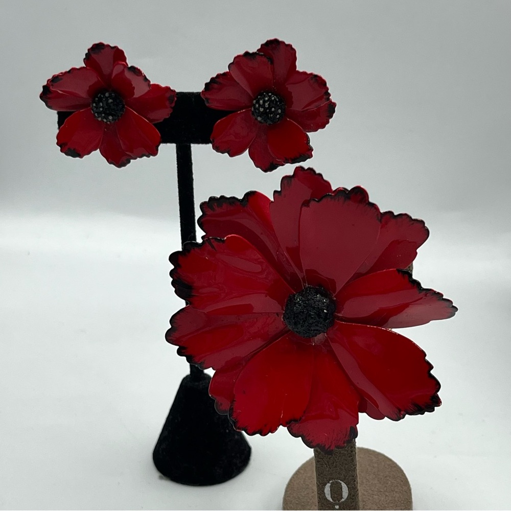 Vintage red enamel poppy 1980s brooch and clip on earrings set
